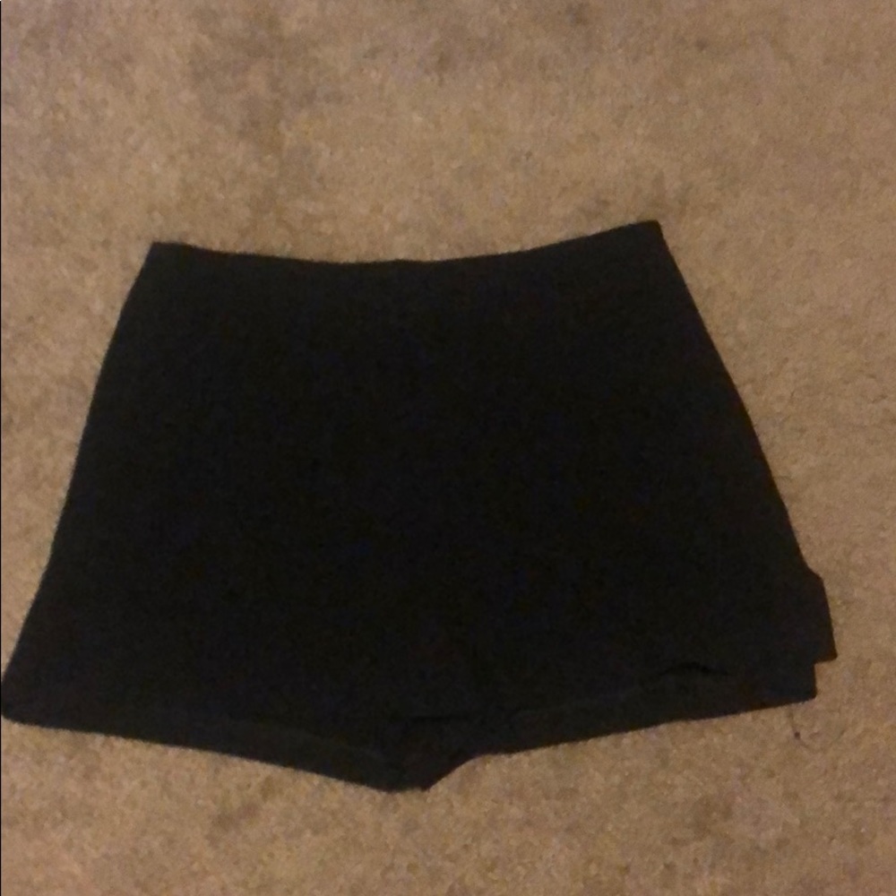 Zara short